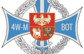 4 w-m bot