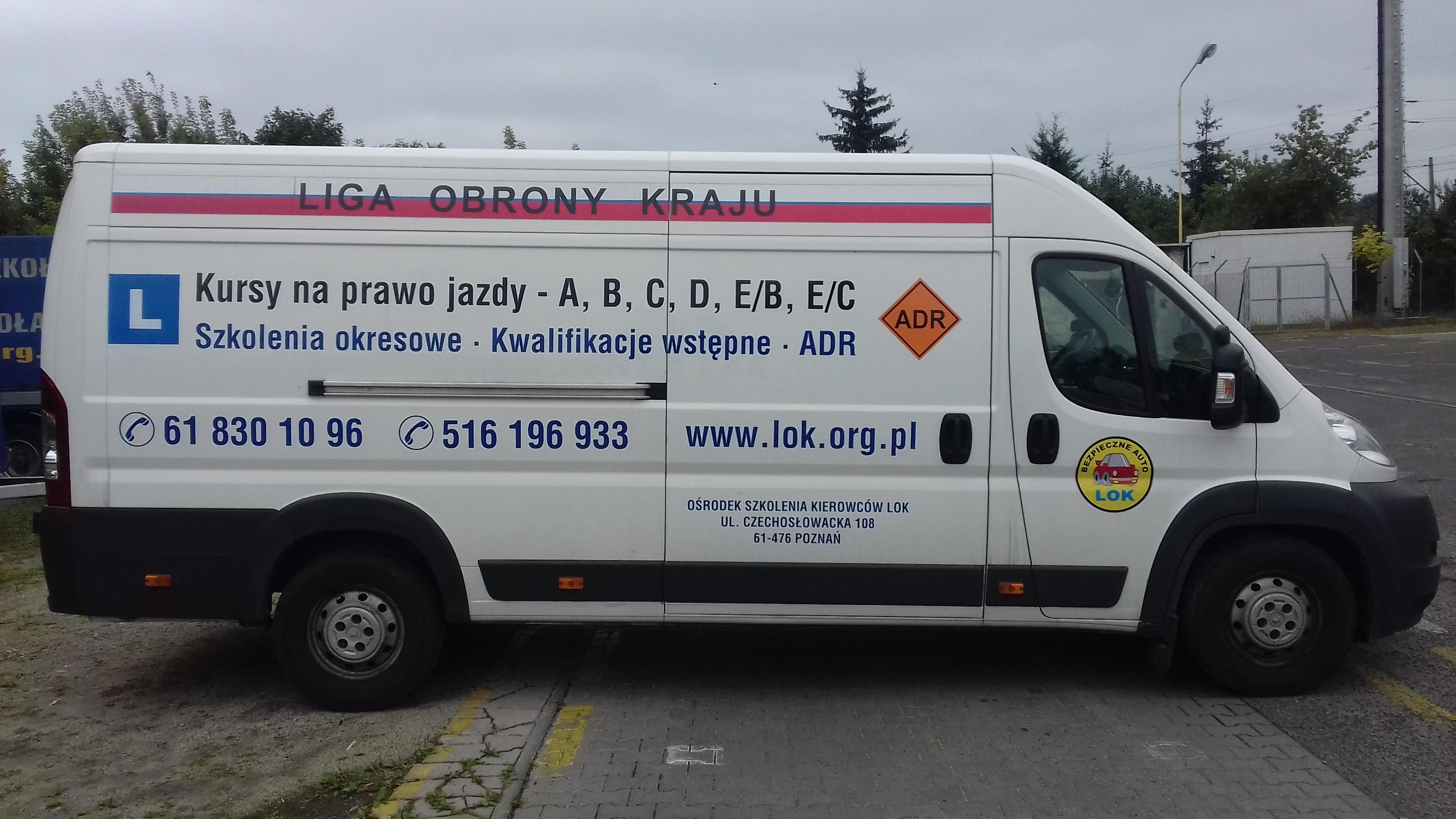 Pojazd wykorzystywany do szkolenia na kategorie BE